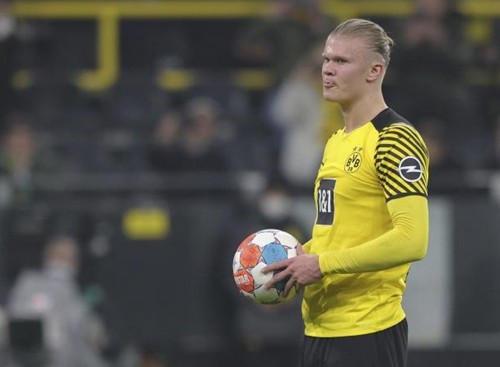 随海港夺冠，亚历斯祖成为首位夺得中超冠军的中国香港球员