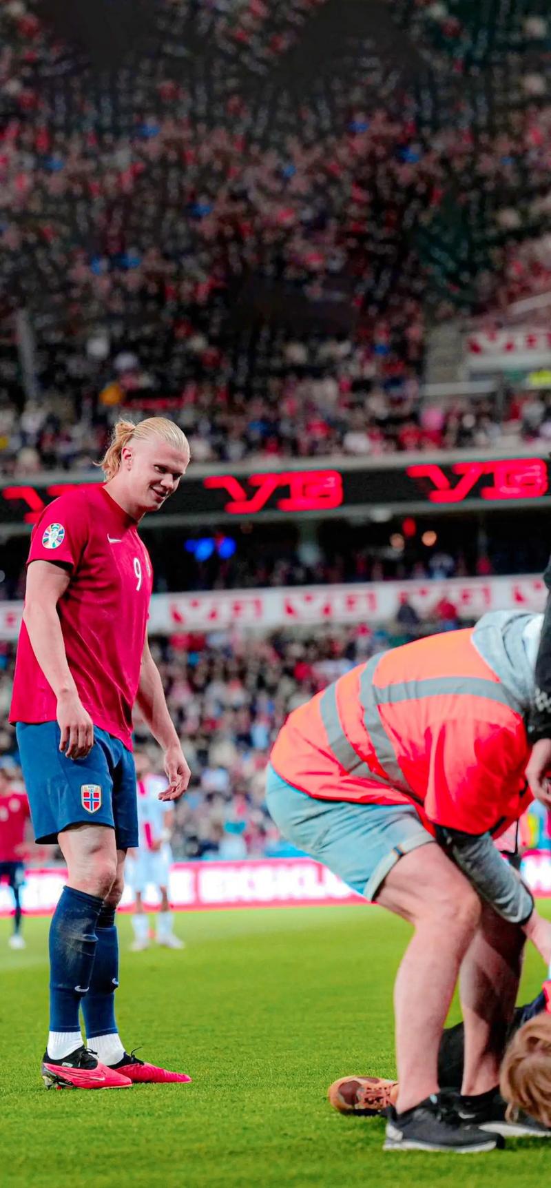 哥本哈根3-2阿拉木图凯拉特，维克托-达达松建功，罗伯特制胜