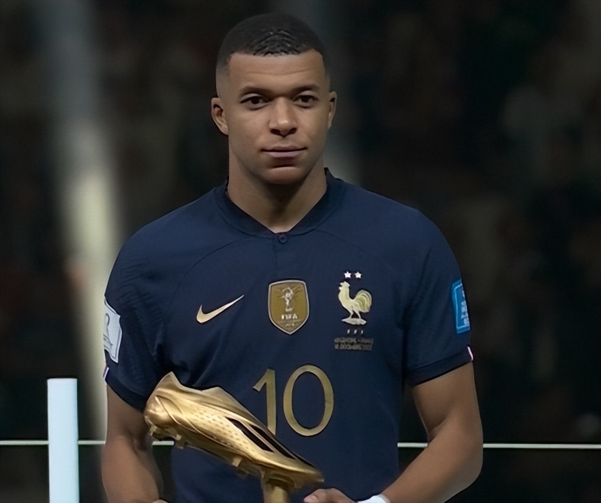 “我们知道我们可以依靠他”：坎特与法国队，永不落幕的故事