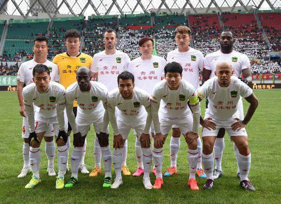 巴萨vs阿拉维斯首发：亚马尔领衔，德容缺席，佩德里替补