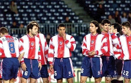 前锋连续两轮破门，全队士气高涨