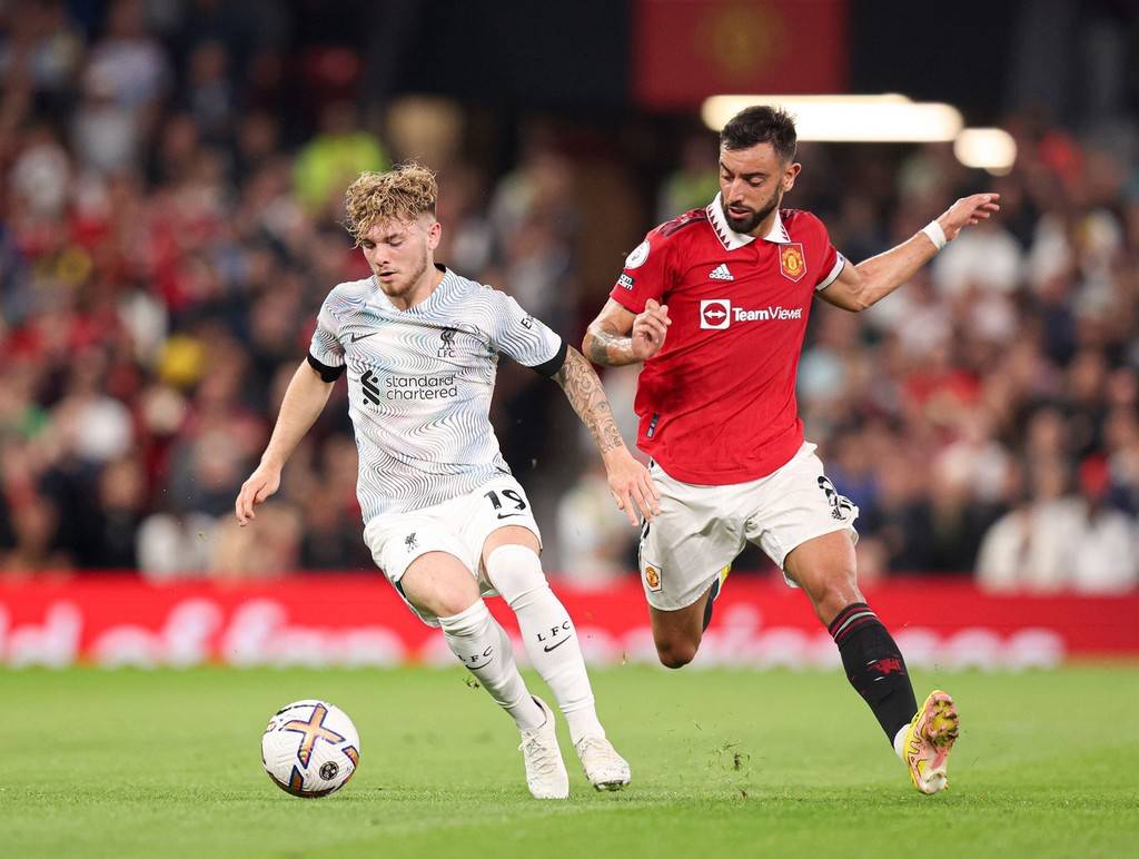 狼记：爱德华兹在末节告诉教练组，他不想按常规轮换下场休息